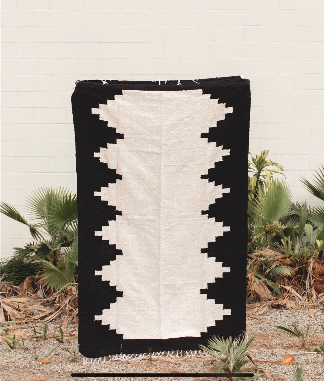 Peyote Tribal Blanket - Black